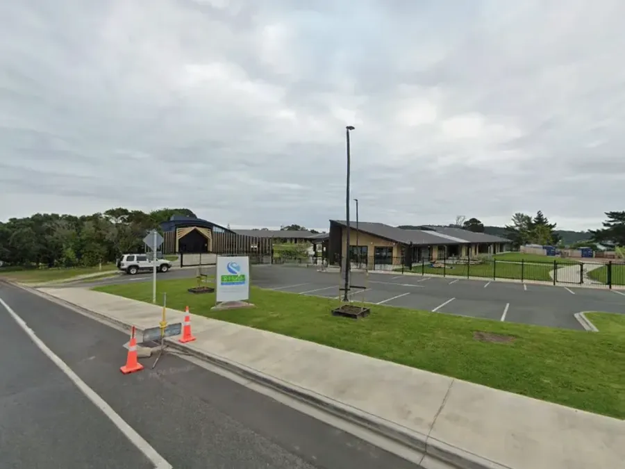 Te Huruhi School