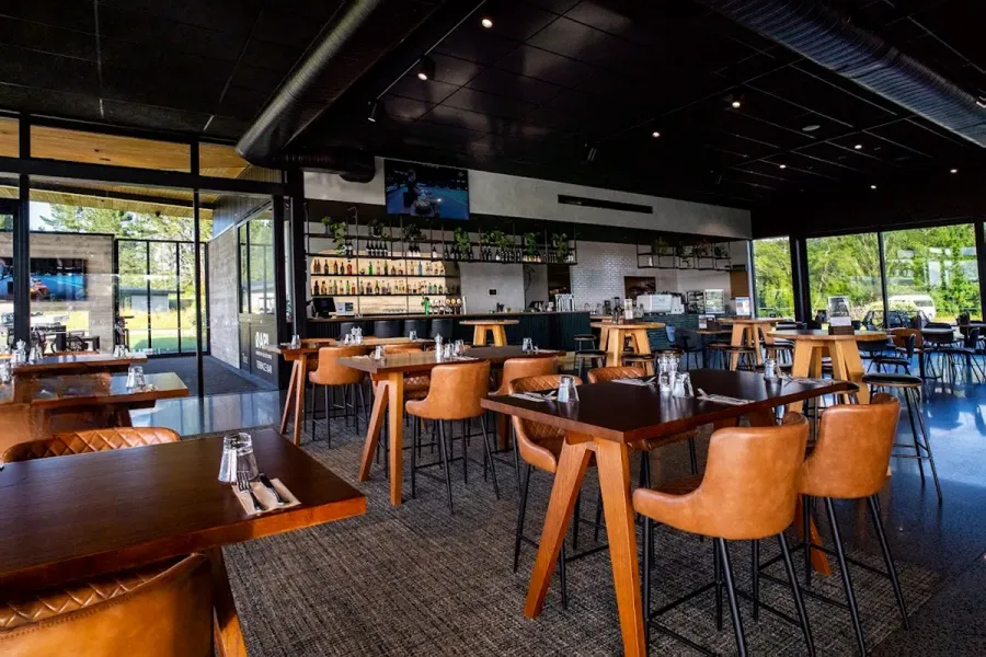 Tieke Bistro & Bar