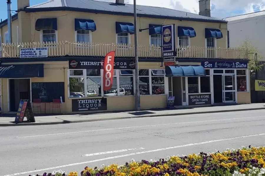 Fairlie Hotel ( Top Pub )