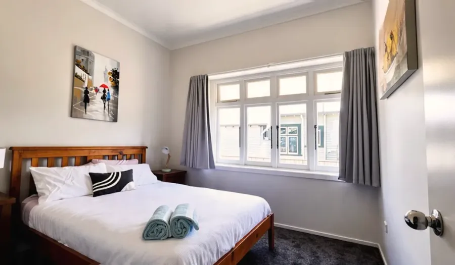 Palmy Stays NZ (BOOK DIRECT FOR BEST PRICE)