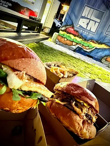 MEAN BRGR MANGAWHAI