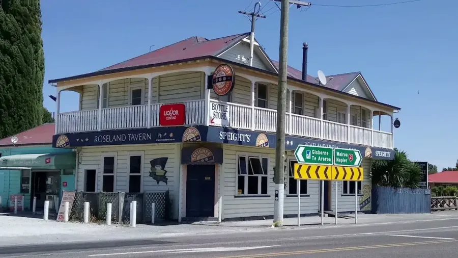 Roseland Tavern